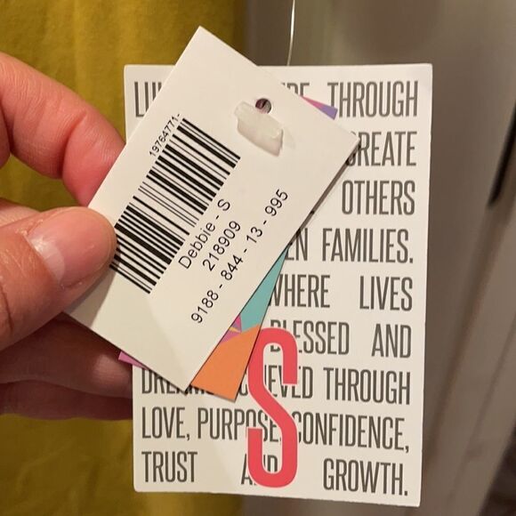 ✨LuLaRoe Solid Mustard Debbie dress, NWT. - Picture 5 of 9